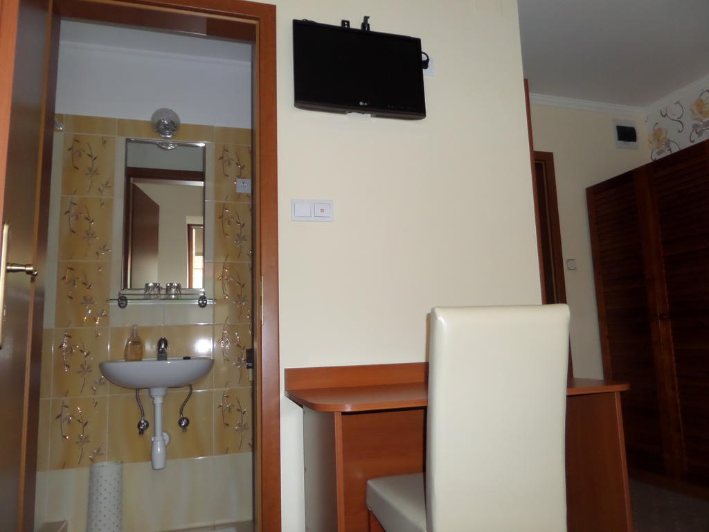 Hotel Platan Szallashely Sándorfalva Zimmer foto
